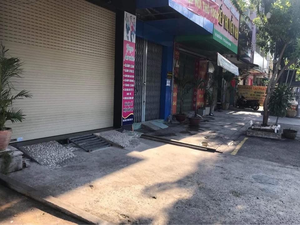 Mặt Tiền Quận Tân Phú - 83m2 - 3 Tầng - 16 Tỷ - Nguyễn Sơn