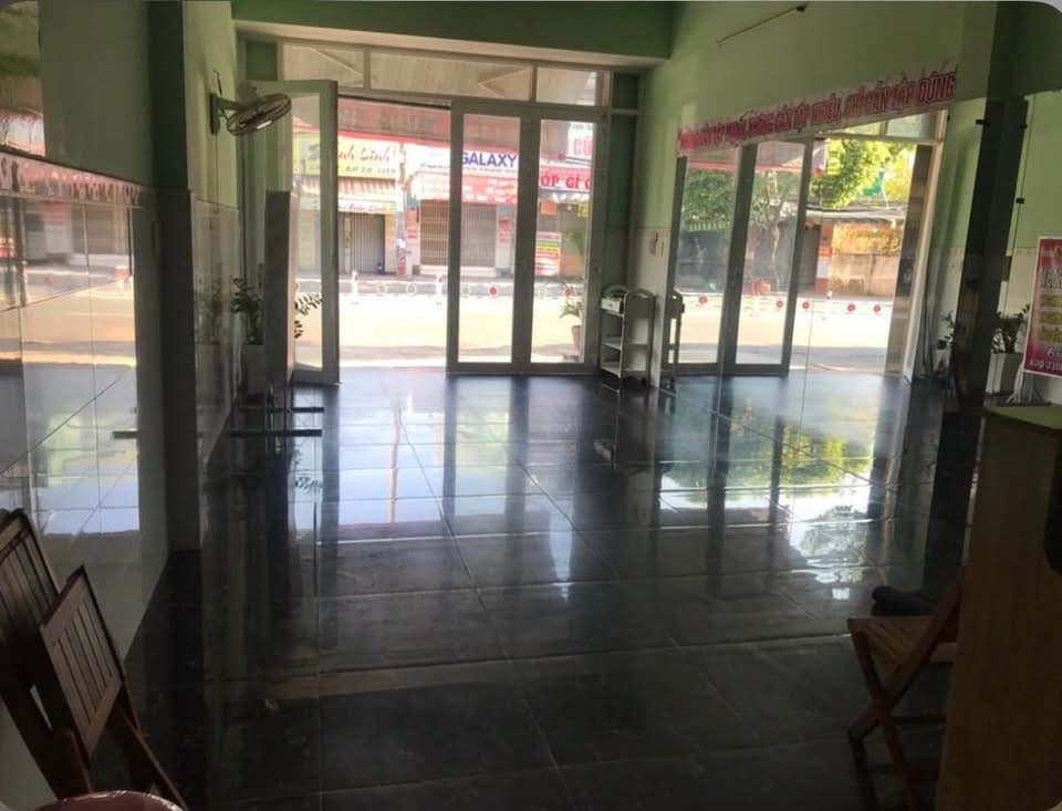 Mặt Tiền Quận Tân Phú - 83m2 - 3 Tầng - 16 Tỷ - Nguyễn Sơn