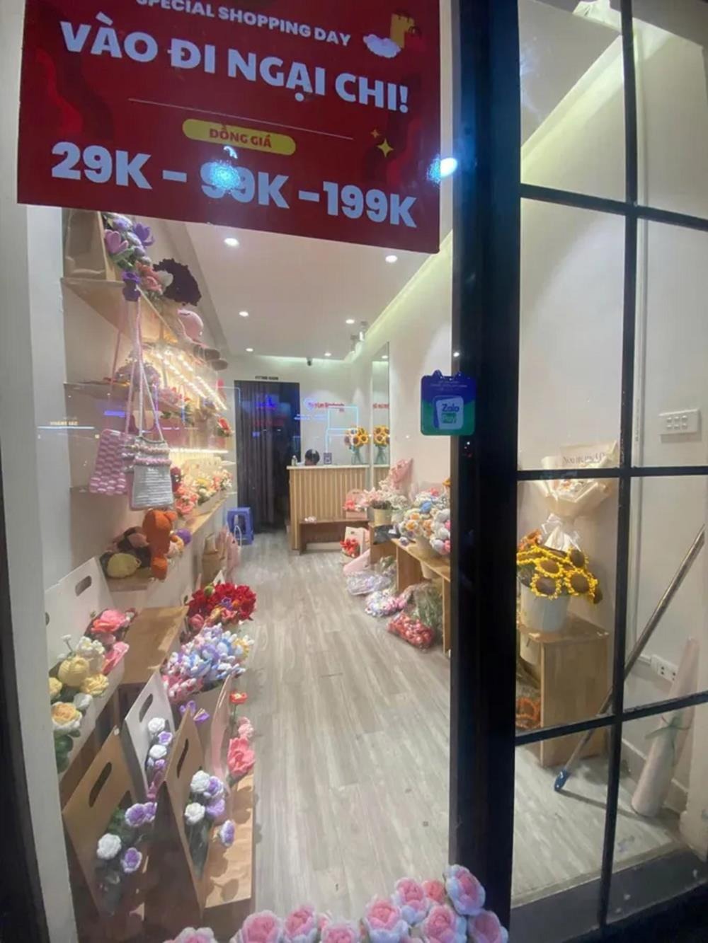 Bán Nhà Mặt Phố Cầu Giấy - 17m2 x 5 Tầng - Kinh Doanh Đỉnh Cao