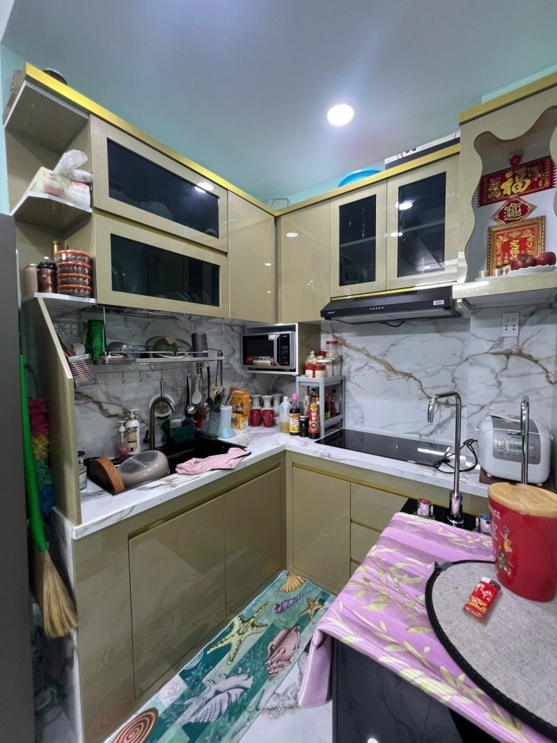 Chợ Vải Phú Thọ: Giá Tốt, Nở Hậu, Chỉ 3.7 Tỷ