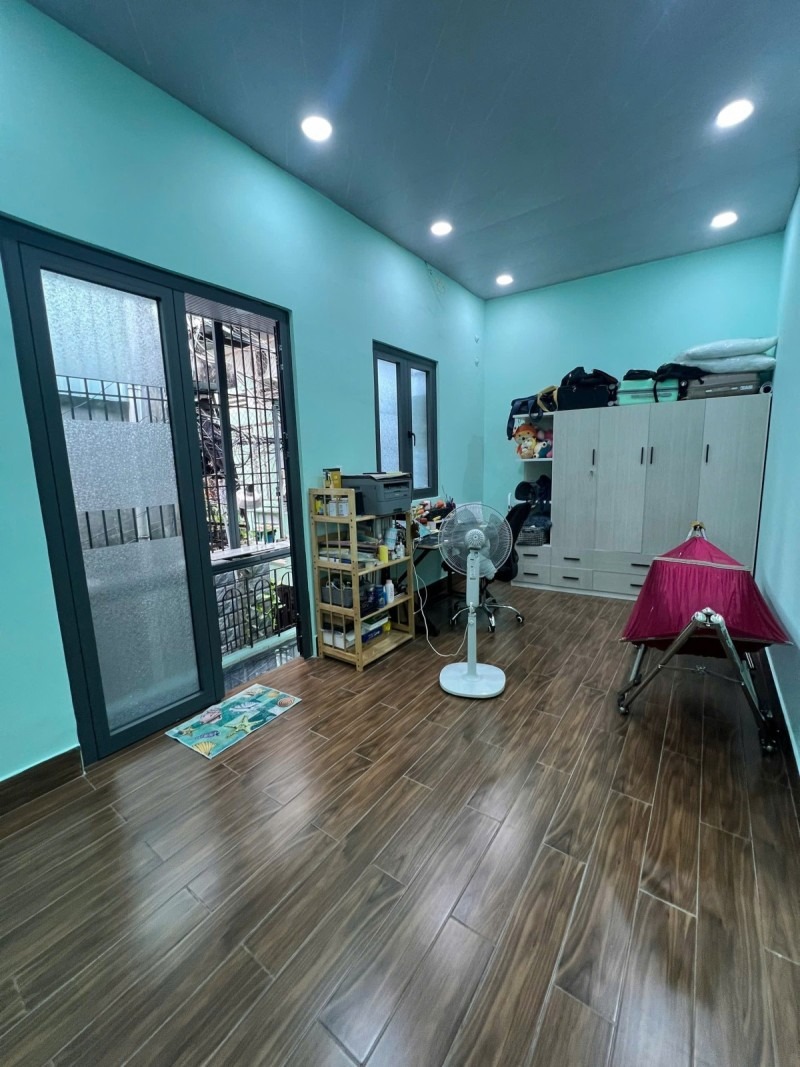 Chợ Vải Phú Thọ: Giá Tốt, Nở Hậu, Chỉ 3.7 Tỷ
