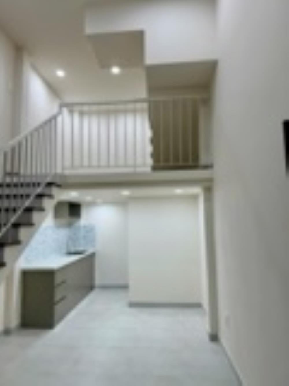 Nhà Phố Nhỏ 3 Tỷ, Vị Trí Đắc Địa - Không Quy Hoạch, Gần Quận 1