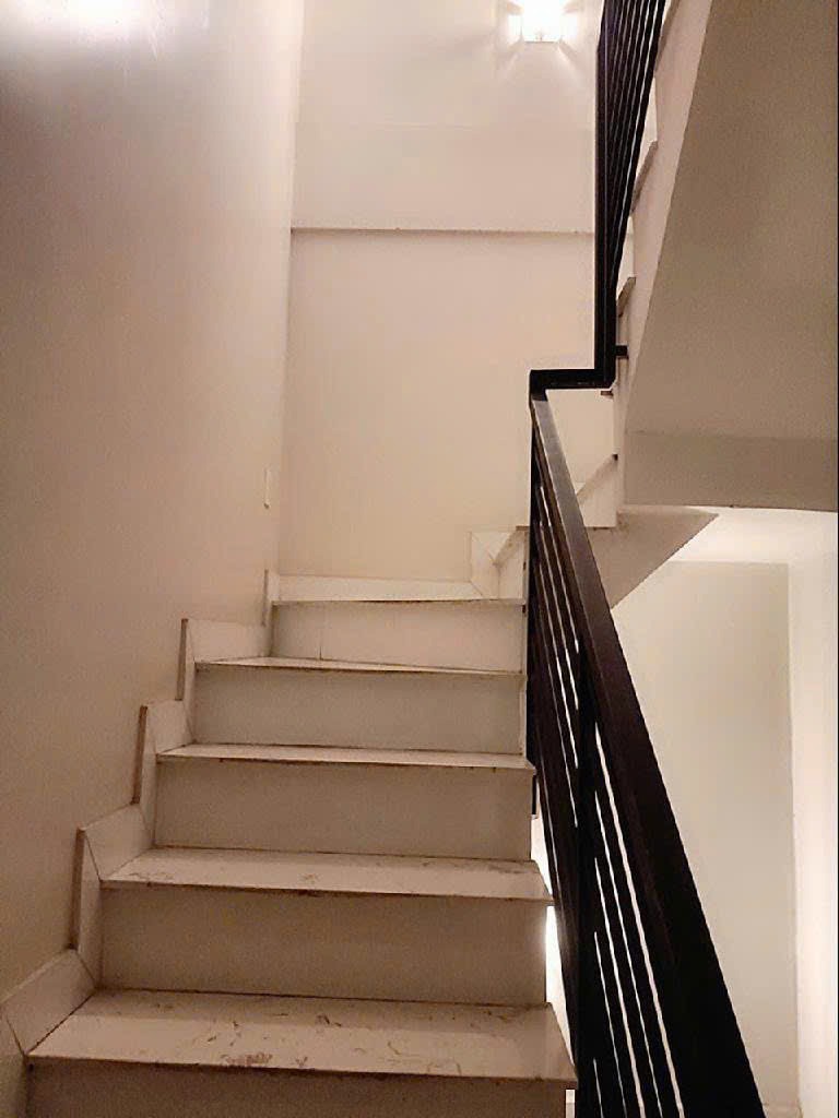ChDV 4 Tầng Trần Hưng Đạo, Quận 1 - 15 Tỷ (TL)