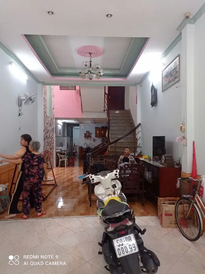 Nhà Mặt Tiền Trần Hưng Đạo - 105m2 - 7 Phòng - 15.6 Tỷ Thương Lượng