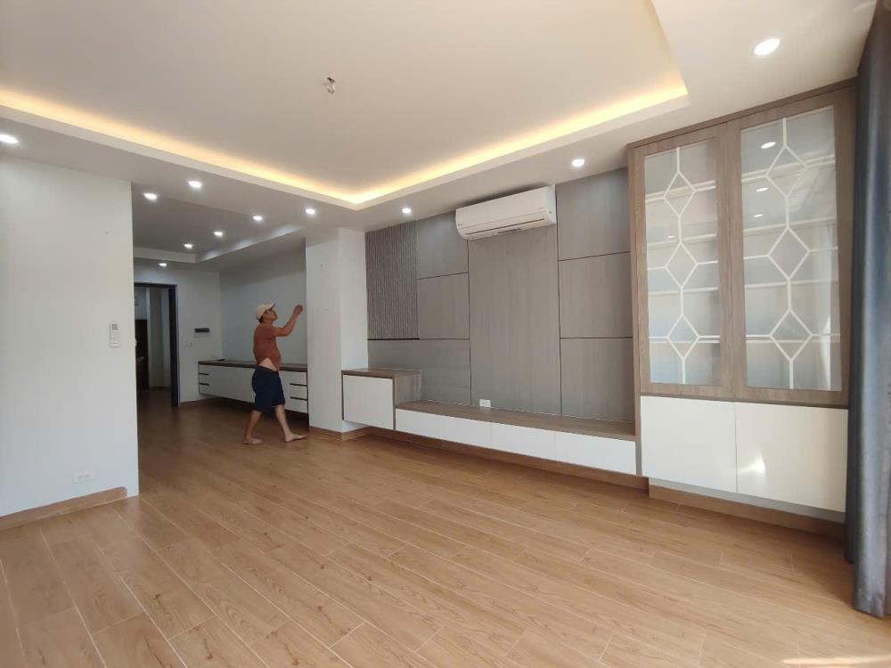 Bán nhà liền kề Văn Phú 77m2, 5 tầng, có thang máy, gara ô tô - Giá 19.5 tỷ