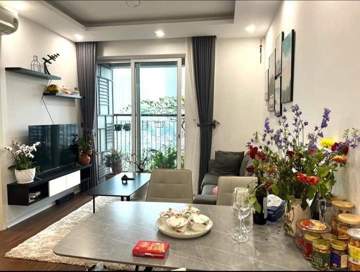 Bán căn hộ 2 phòng ngủ Seasons Avenue - 73m2 full đồ, giá chỉ 5.4 tỷ
