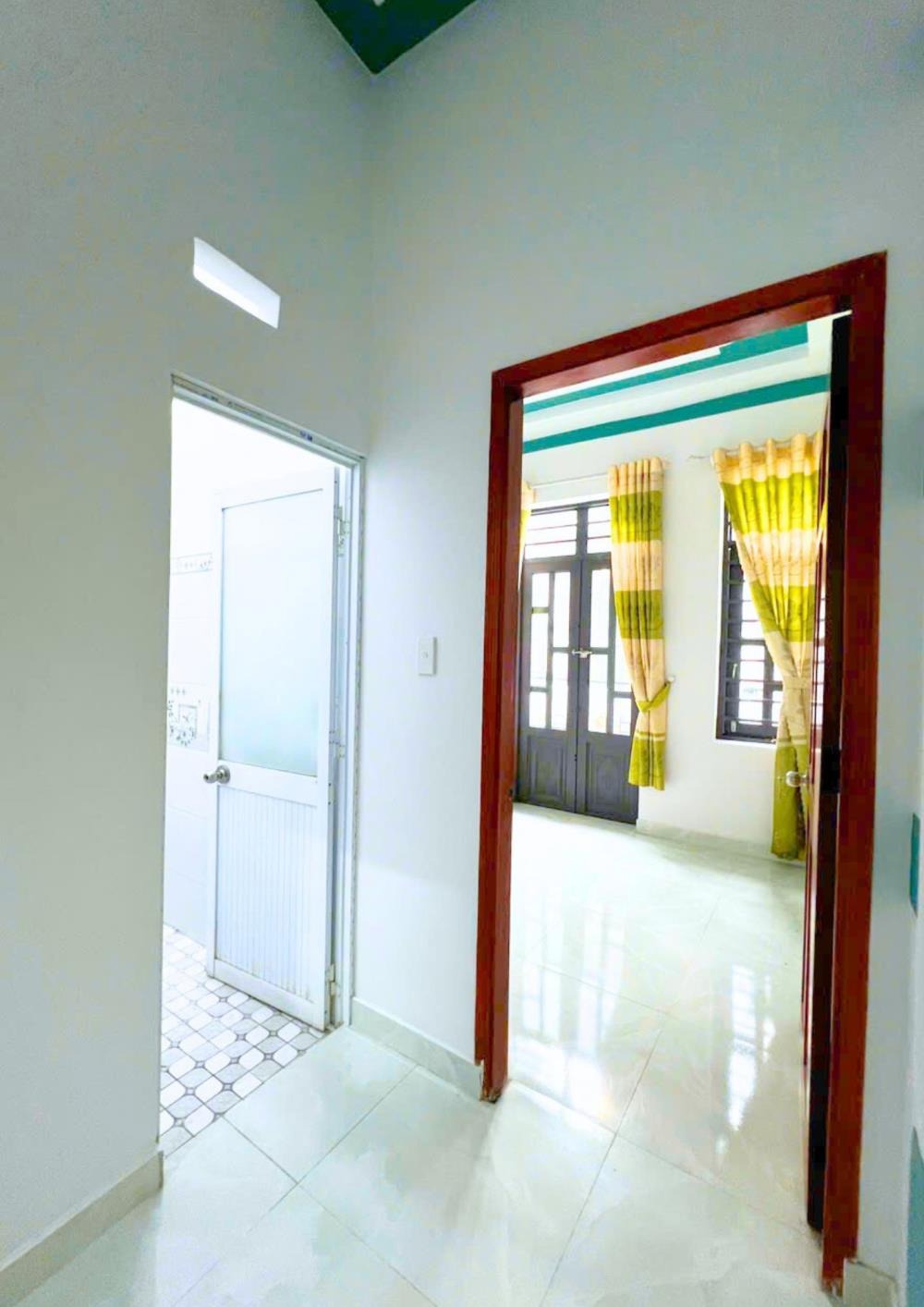 Nhà Ngộp Hóc Môn Giá Tốt - 725 Triệu - Vị Trí Đắc Địa