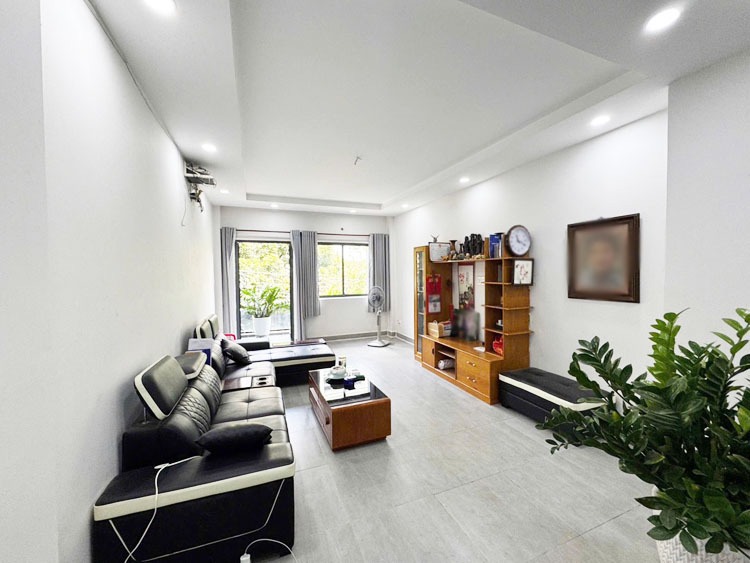 Nhà Đẹp 5 Tầng, Mặt Tiền Bàu Cát 2, Tân Bình - 70m2, Giá Tốt