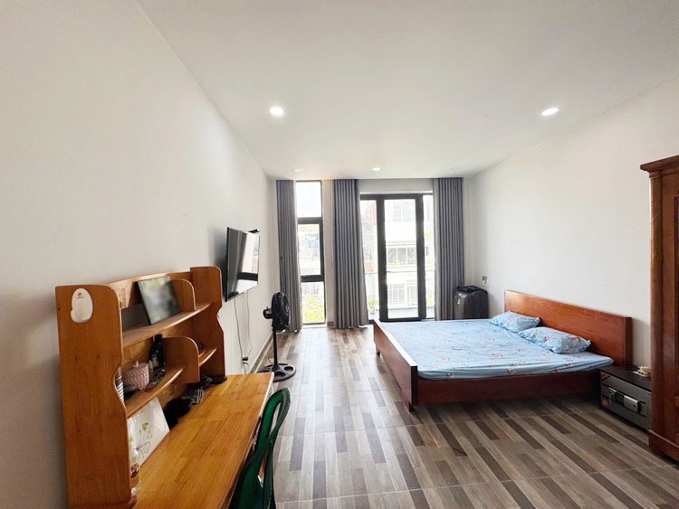 Nhà Đẹp 5 Tầng, Mặt Tiền Bàu Cát 2, Tân Bình - 70m2, Giá Tốt
