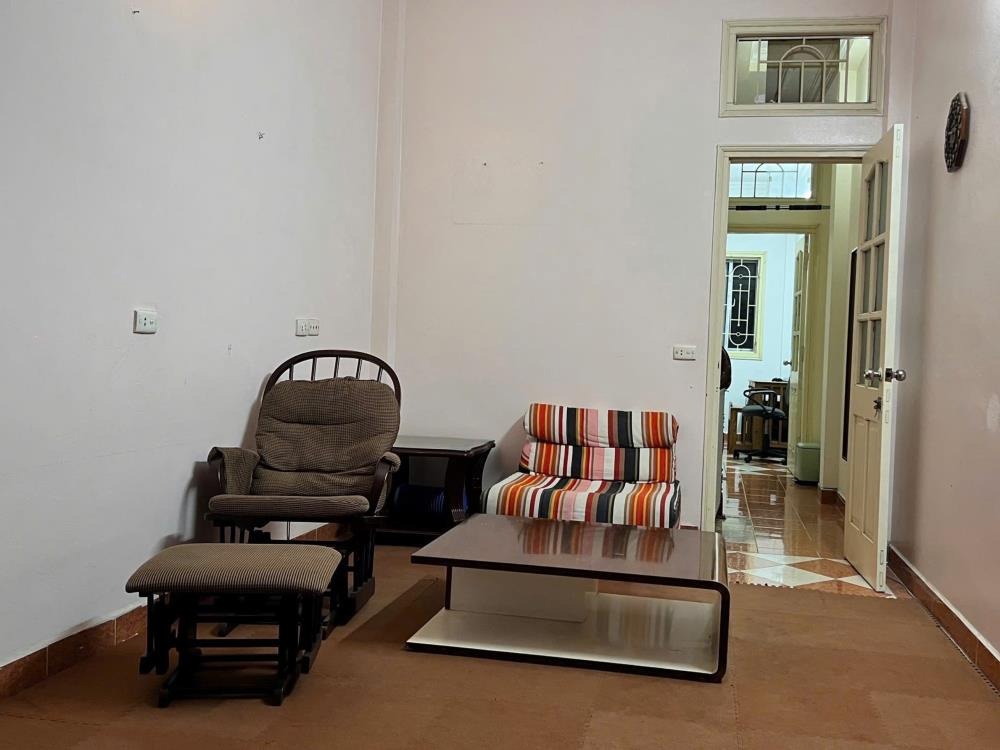 Cho Thuê Nhà 4 Tầng Phố Trung Kính, Cầu Giấy - Giá 15 Triệu/Tháng