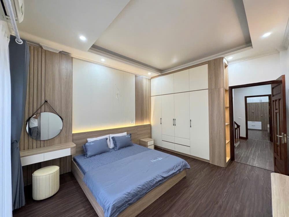 Bán nhà khu dịch vụ Giếng Sen Hà Đông: 50m2, 5 tầng, kinh doanh tốt