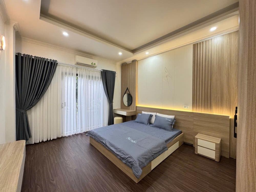Bán nhà khu dịch vụ Giếng Sen Hà Đông: 50m2, 5 tầng, kinh doanh tốt