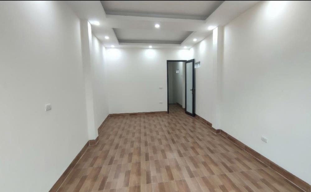 Bán nhà Đại Mỗ 5x35m2, Ô Tô Vào Nhà, Lô Góc Nở Hậu, Gần AEON