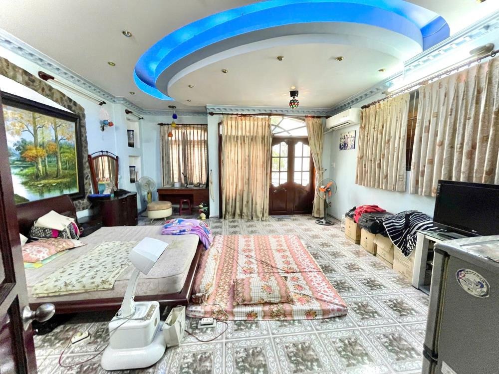 Bán Nhà Phố 5 Tầng, HXH, Khu VIP Phan Xích Long - Giá 15.5 Tỷ