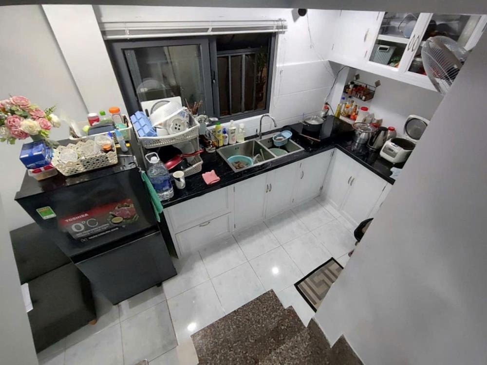 Nhà Đẹp Giá Tốt Gần Chợ Thủ Đức: 85m², Sổ Hồng Riêng, Vị Trí Đắc Địa