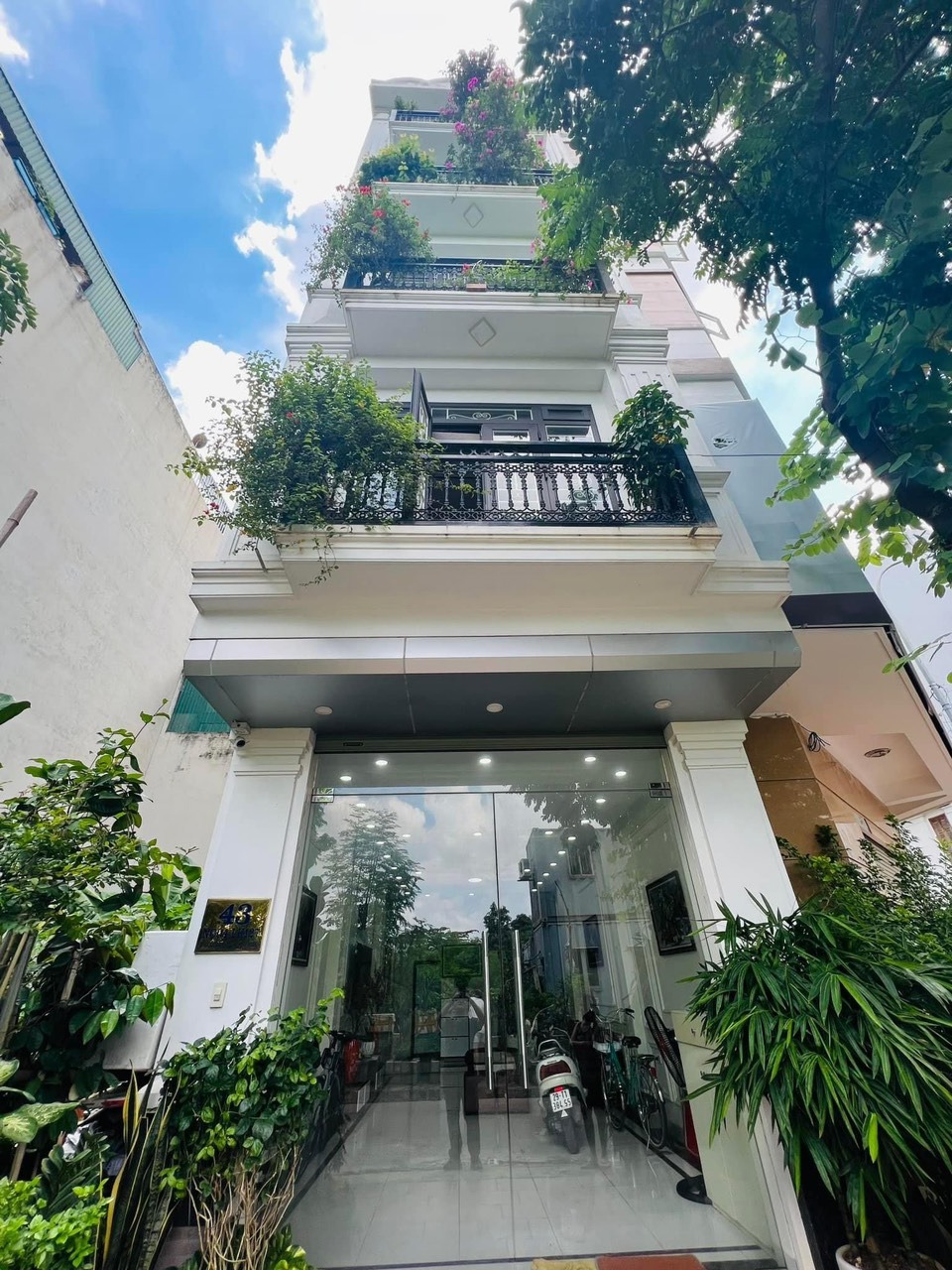 Bán nhà liền kề Mậu Lương 50m2, 5 tầng, Giá 12.6 tỷ - Pháp lý rõ ràng