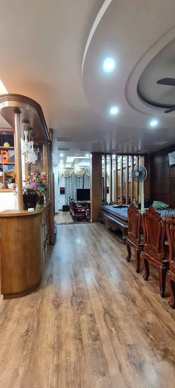 Bán Biệt Thự Văn Phú 200m2, Mặt Tiền 10m - 35.5 Tỷ - Vị Trí Đẹp, Tiện Ích Vượt Trội