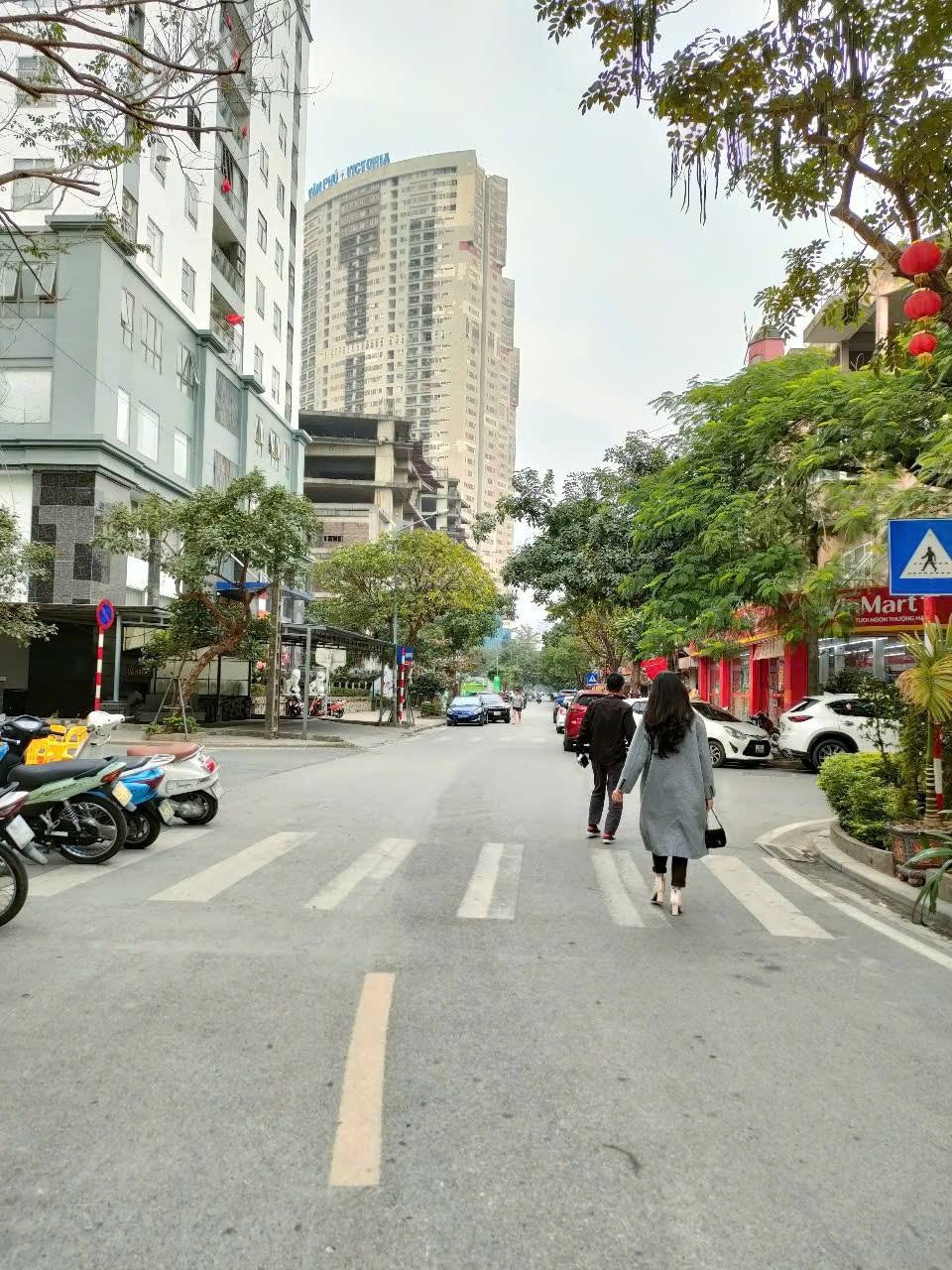 Bán Liền Kề Lô Góc 2 Mặt Tiền KĐT Mới Văn Phú, Hà Đông - 86 Tỷ