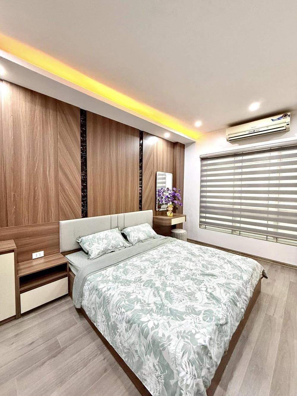 Bán nhà đường Bùi Xương Trạch, Thanh Xuân - Full nội thất, Nở hậu, Giá Tốt