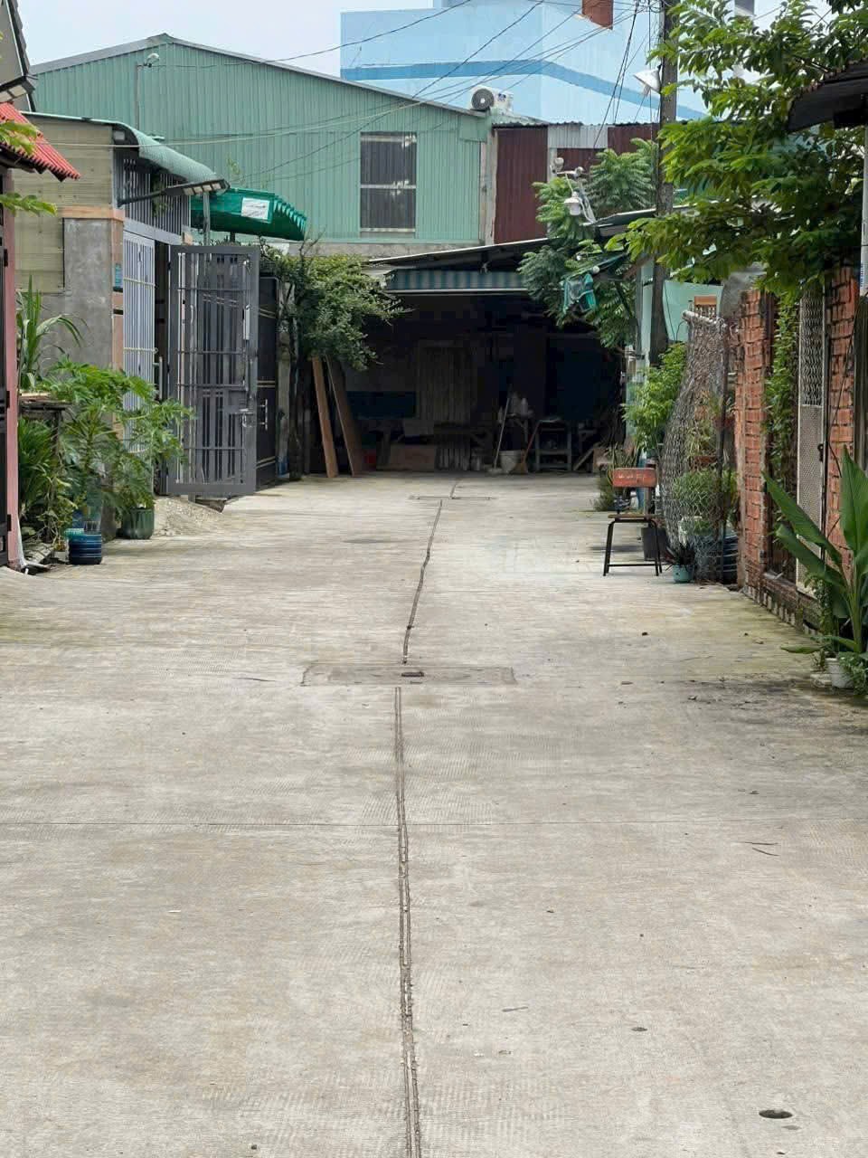 Lô Đất Hóc Môn 5x22m Đường 6m - Giá 2.9 Tỷ - Vị Trí Đẹp
