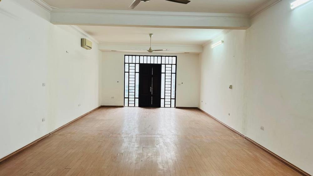 Bán nhà mặt phố Trung Kính 96m2, 6 tầng, mặt tiền 5.4m - Giá 67.5 tỷ