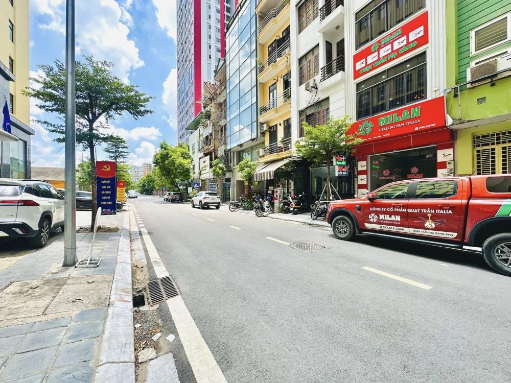 Nhà phố 5 tầng mặt tiền 4m, kinh doanh đỉnh cao tại khu Duy Tân - Giá 26 tỷ