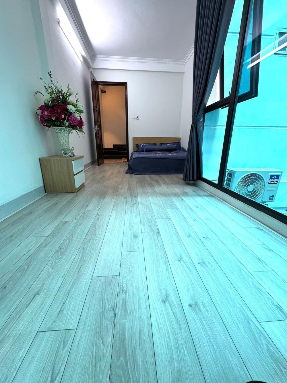 Bán nhà đẹp 5 tầng, lô góc thoáng, ngõ thông Hoàng Mai - 5 tỷ