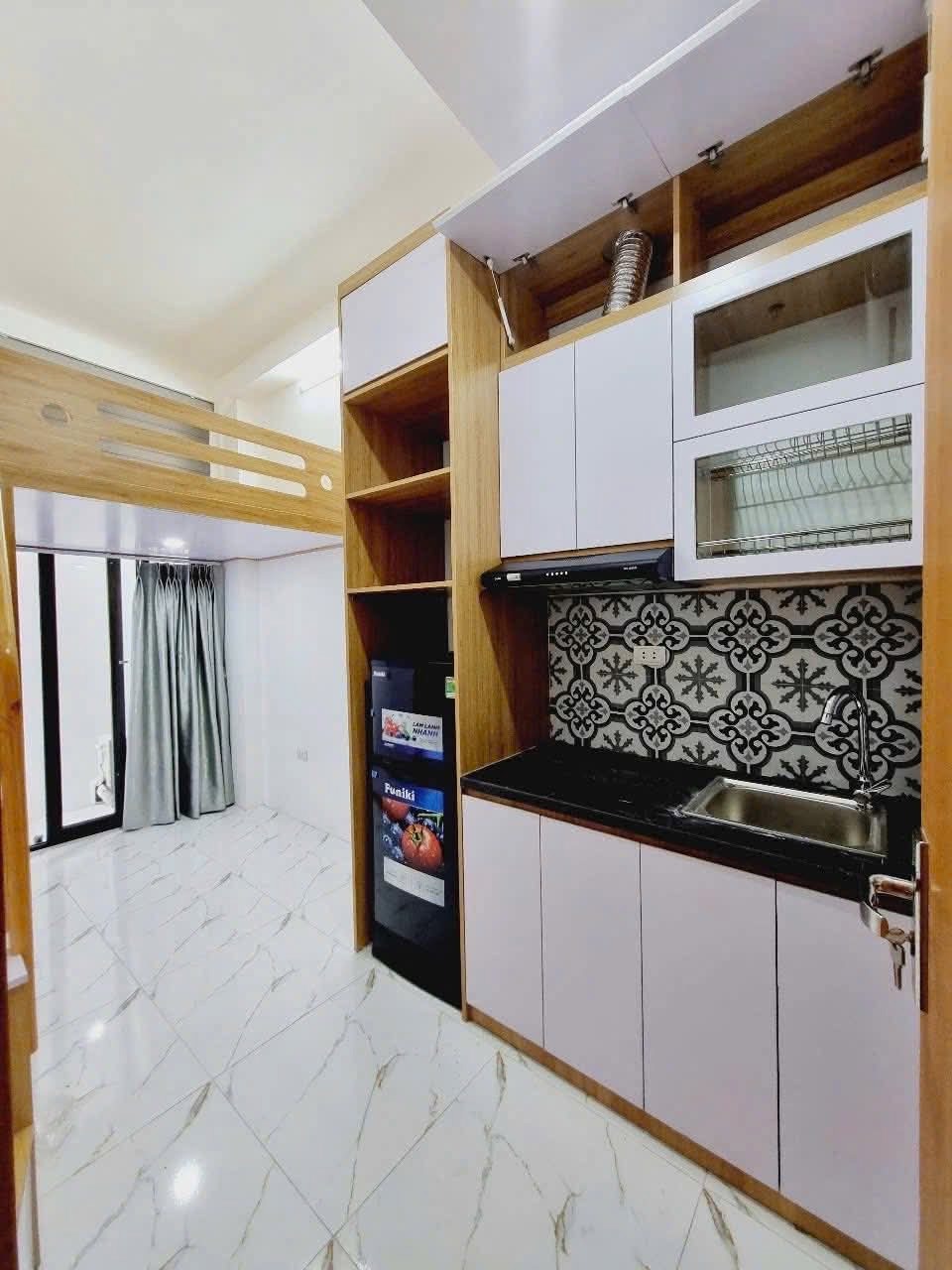 Chợt Cơ Hội Đầu Tư: Khách Sạn Mini 6 Tầng, Vị Trí Đắc Địa Thanh Xuân