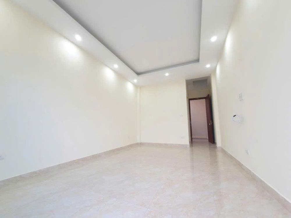 Nhà đẹp Quận Hoàng Mai - 38m2x5T - Giá 8 tỷ - Gần Sunshine Garden