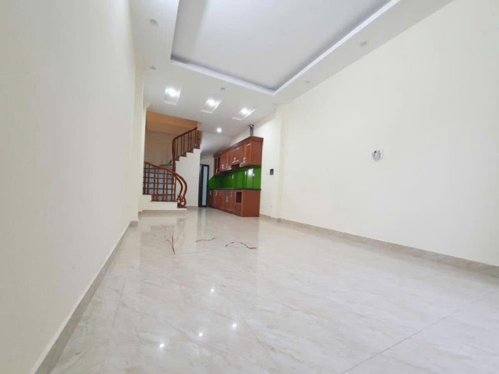 Nhà đẹp Quận Hoàng Mai - 38m2x5T - Giá 8 tỷ - Gần Sunshine Garden