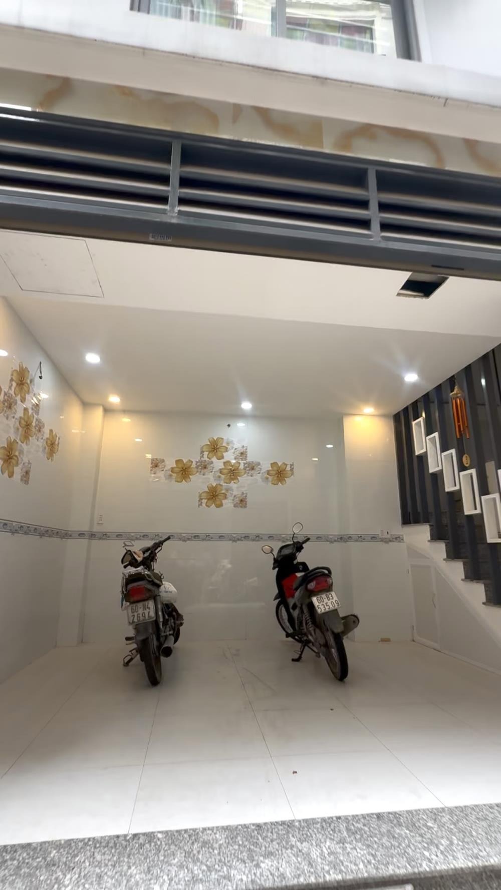 Nhà Mặt Tiền 4 Tầng, 8.6m - Huỳnh Văn Bánh - Vị Trí Đắc Địa - Giá 6.9 Tỷ