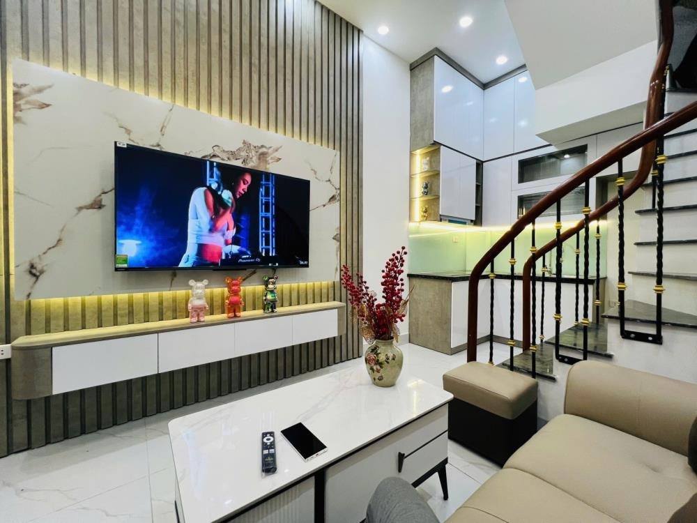 Nhà Đẹp Đống Đa 4 Tầng Full Nội Thất - Giá Tốt, Vị Trí Đắc Địa