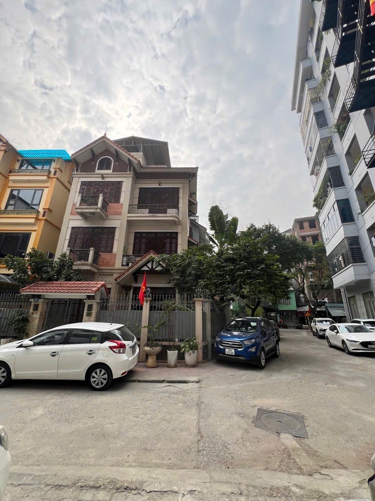 Bán Biệt Thự Mỹ Đình, Nam Từ Liêm - Lô Góc - 42 Tỷ