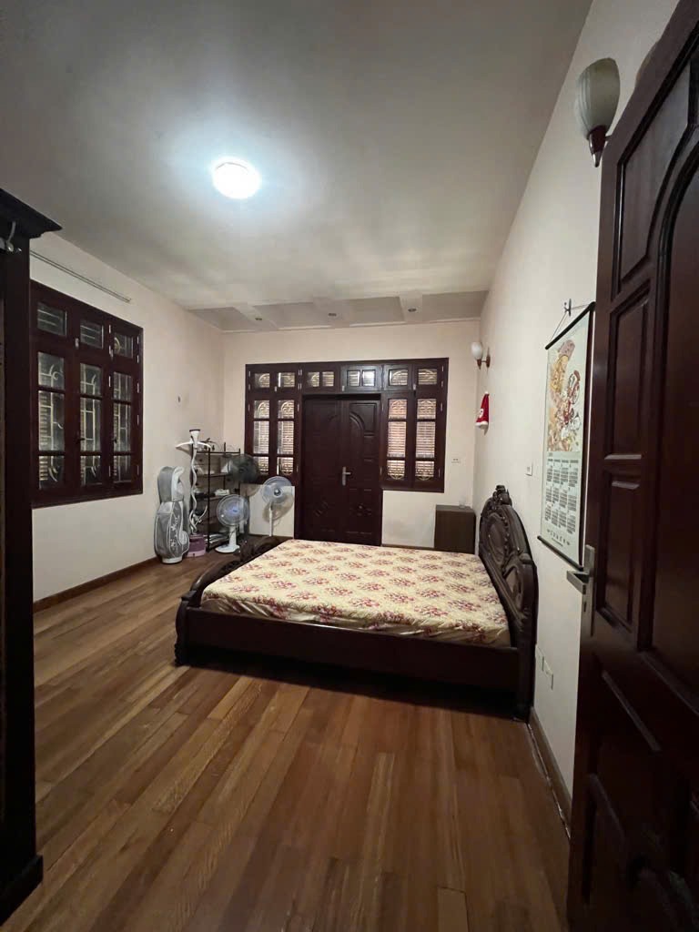 Bán Biệt Thự Mỹ Đình, Nam Từ Liêm - Lô Góc - 42 Tỷ