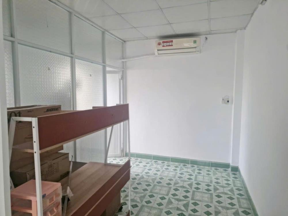 Bán Nhà Mặt Tiền Phạm Hùng, Quận 8 - 6.39 Tỷ - Vị Trí Đẹp, Kinh Doanh Đa Năng