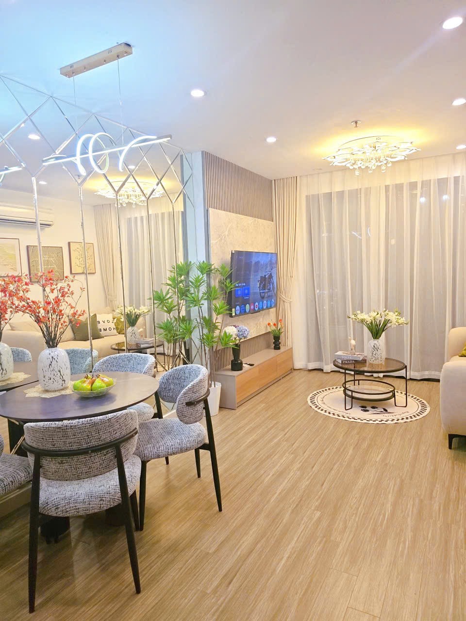 Bán Căn Hộ Lumi Hanoi: Giá Từ 2.2 Tỷ, Full Đồ, View Đẹp
