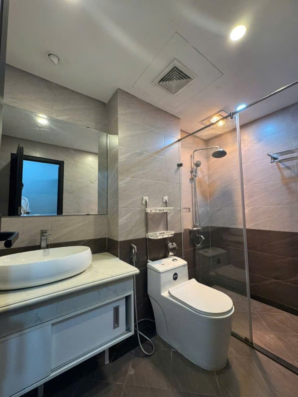 Bán nhà 6 tầng, 50m² - Duy Tân, Cầu Giấy - Giá 9 tỷ