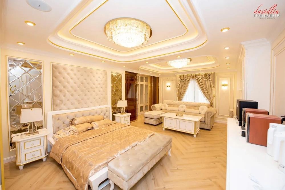 Bán Biệt Thự Lâu Đài 5 Tầng Quận 6 - 1200m2 - Giá 300 Tỷ