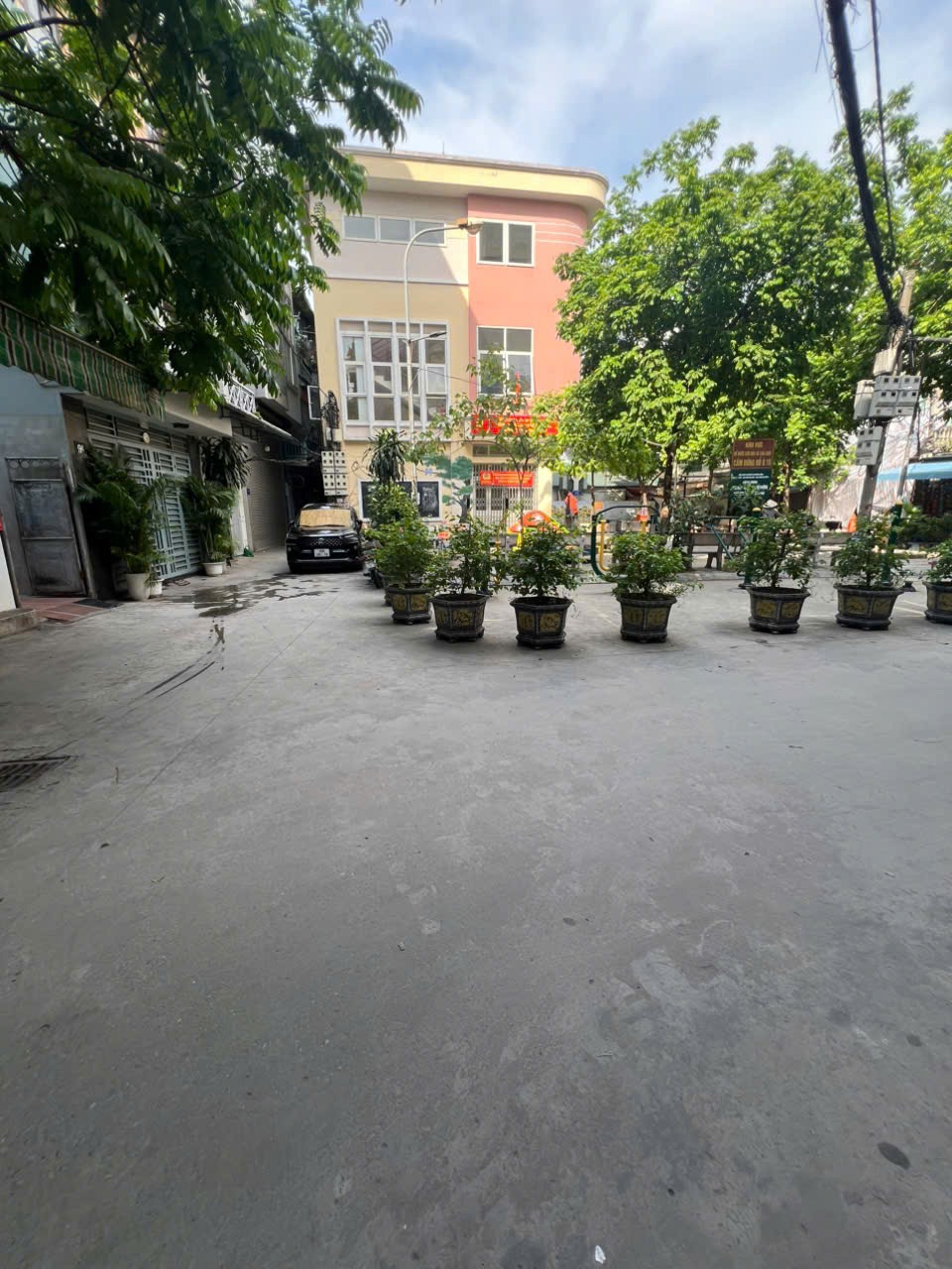 Nhà phố 6 tầng, Full nội thất, Kinh doanh, Gần Phố - Giá 8.3 tỷ
