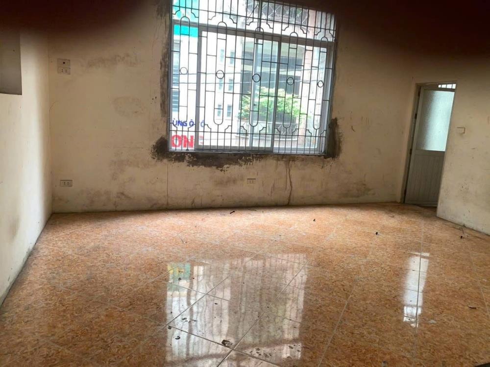 Cho thuê nhà 4 tầng, phố Trần Khát Chân, Hai Bà Trưng - 12tr/tháng
