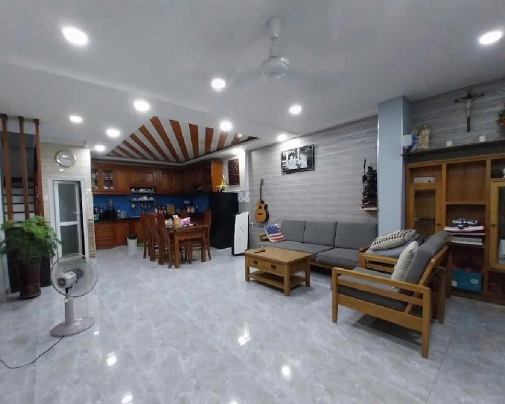 Nhà Mặt Tiền Quận 12: 5x17m, 3 Tầng - Giá 5.8 Tỷ (Giảm 400tr)