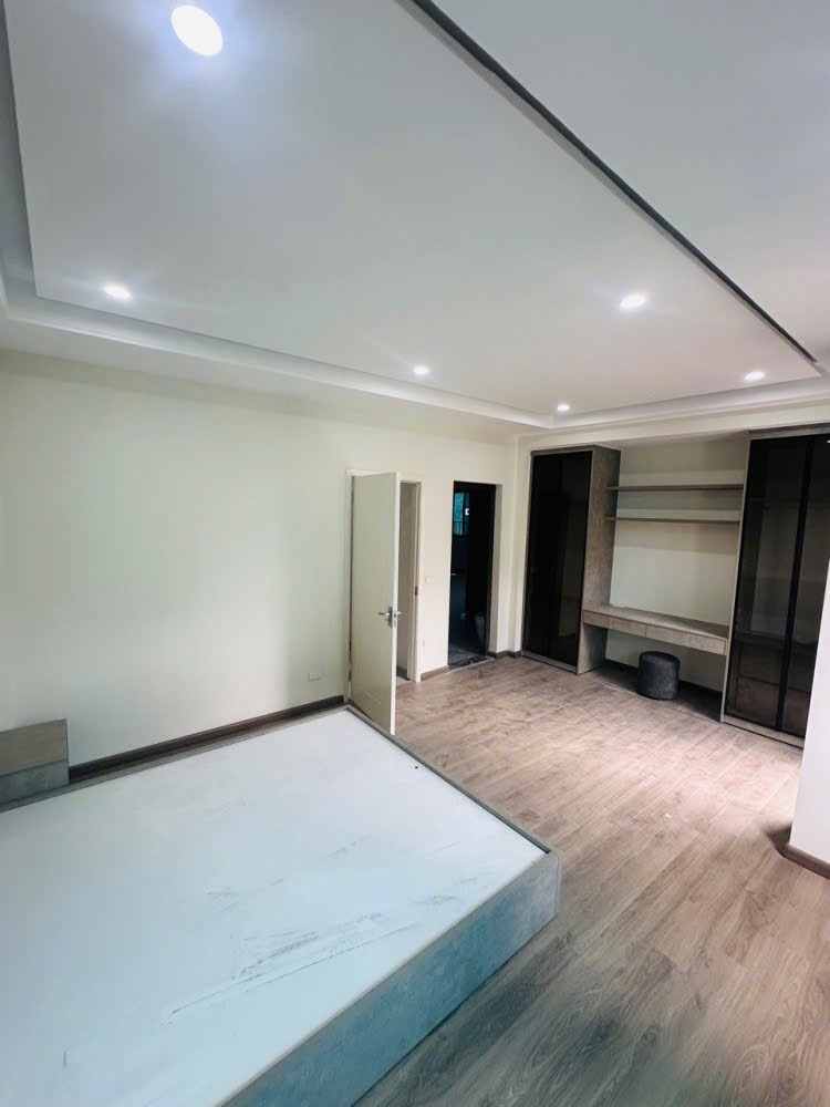 🏡 Nhà đẹp 5 tầng, lô góc 2 mặt thoáng, Quận Thanh Xuân - Giá 7.3 tỷ