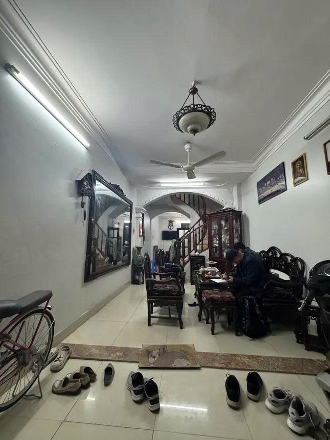 Nhà Đẹp Full Nội Thất, Vị Trí Đắc Địa Lê Thanh Nghị - Giá Tốt, Sổ Sẵn