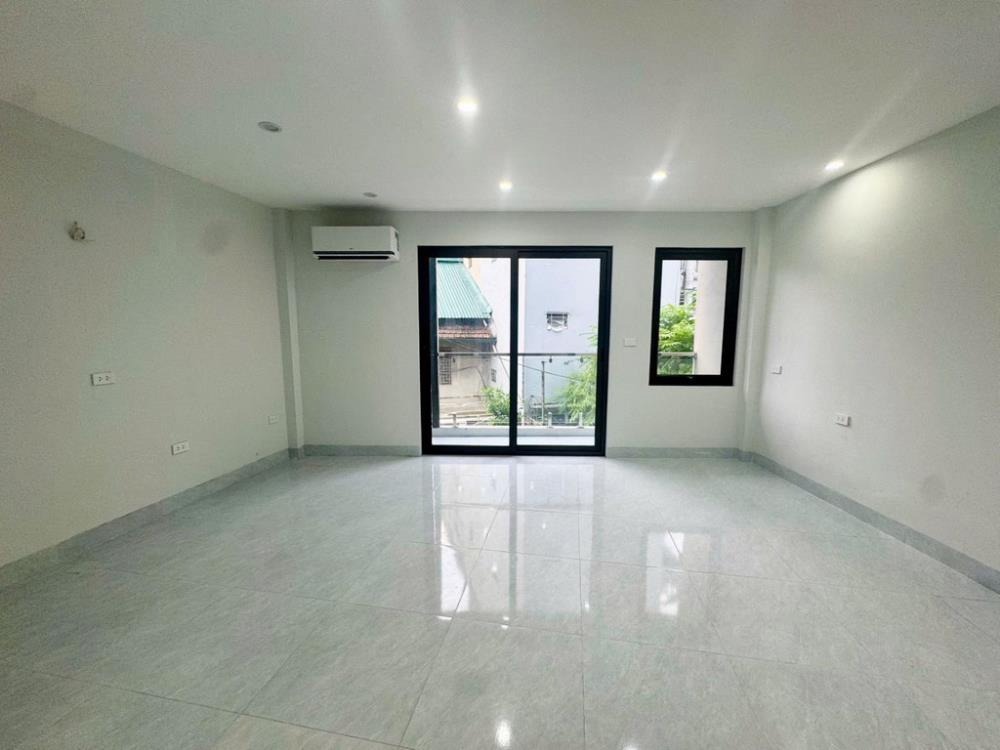 Bán Nhà Đẹp Tân Mai: 82m² 5 Tầng Thang Máy, Giá 13.88 Tỷ