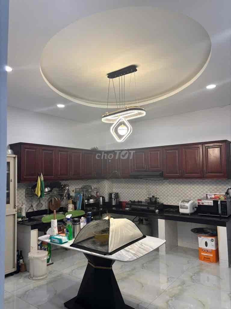 Bán nhà HXH Phạm Hữu Lầu, Quận 7 - 65m2, 5PN, Giá 7.5 tỷ