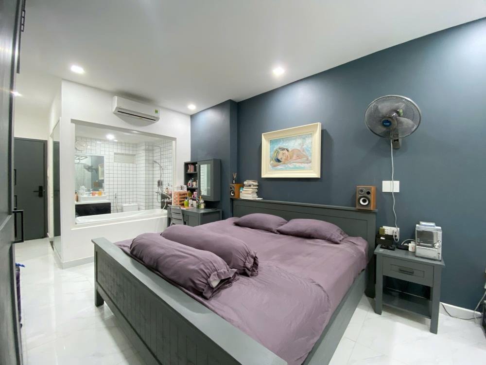 Bán Gấp Nhà Mới Sửa 2 Tầng, 2PN, Gần Mặt Tiền Cô Giang, Giá 7.5 Tỷ