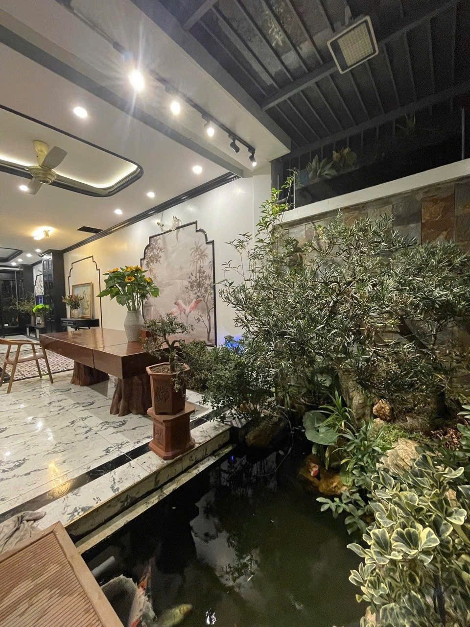 Bán Nhà Phố Miếu Đầm Lô Góc, Ô Tô Vào Nhà, Giá 11 Tỷ