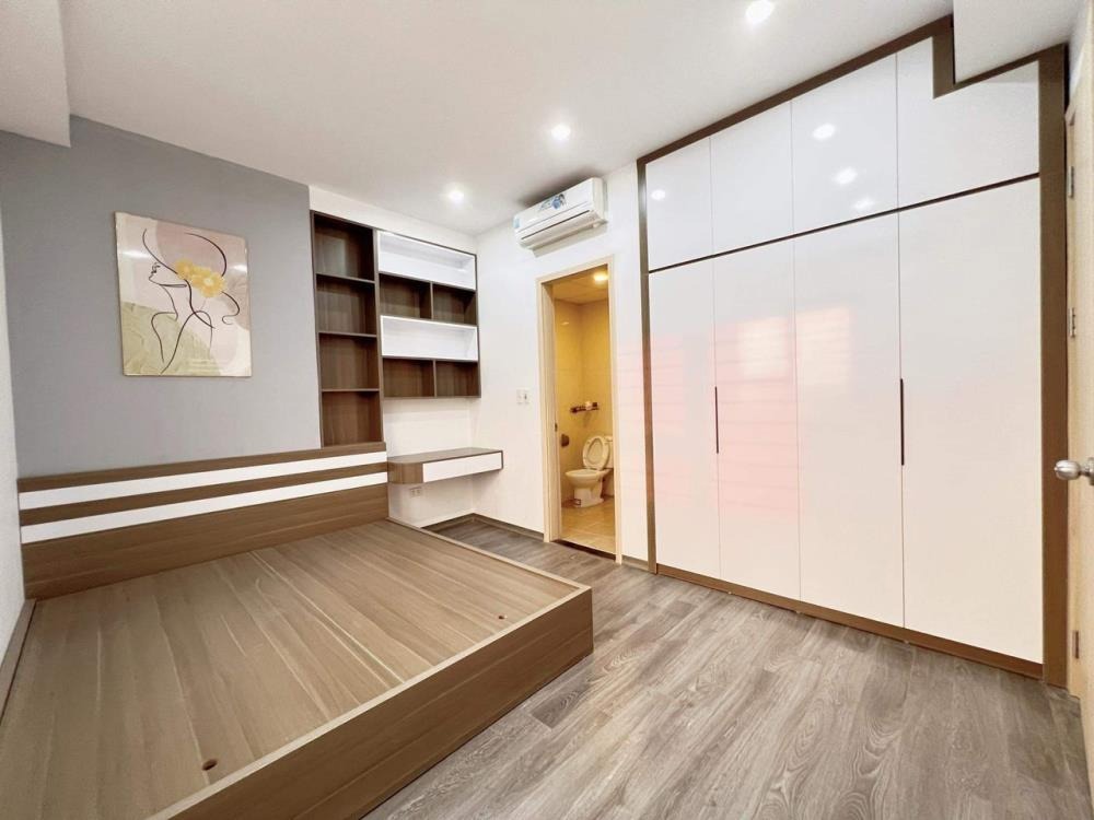 Bán Gấp Căn Chung Cư Góc 2 Mặt Thoáng, Nội Thất Hiện Đại, KĐT Thanh Hà