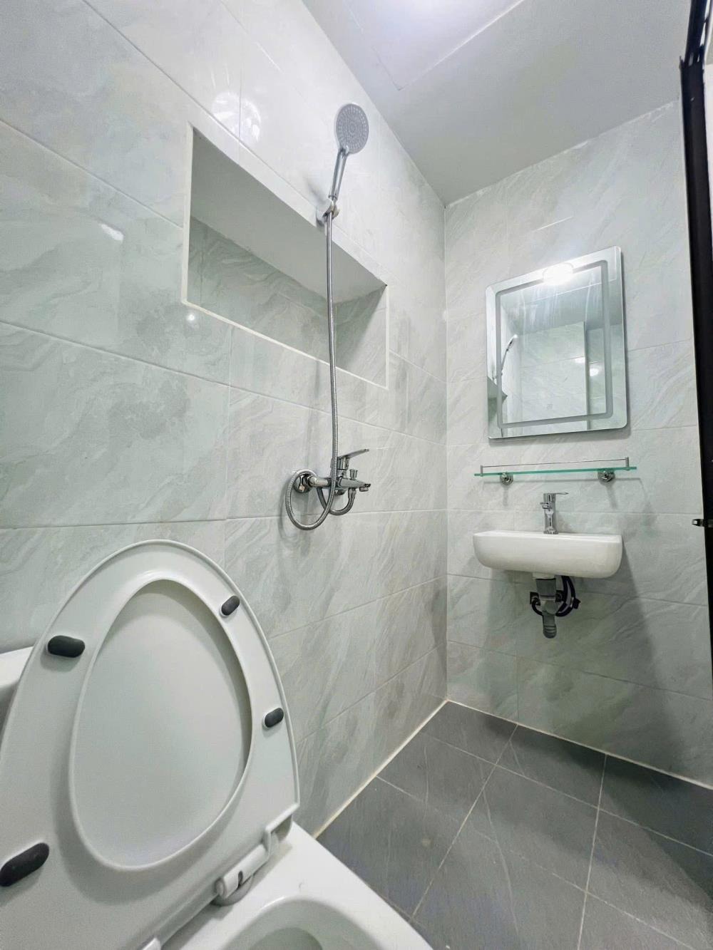 Nhà 5 Tầng, Ngõ Ba Gác, Minh Khai - 4.68 Tỷ - Gần Phố, Phong Thủy Tốt