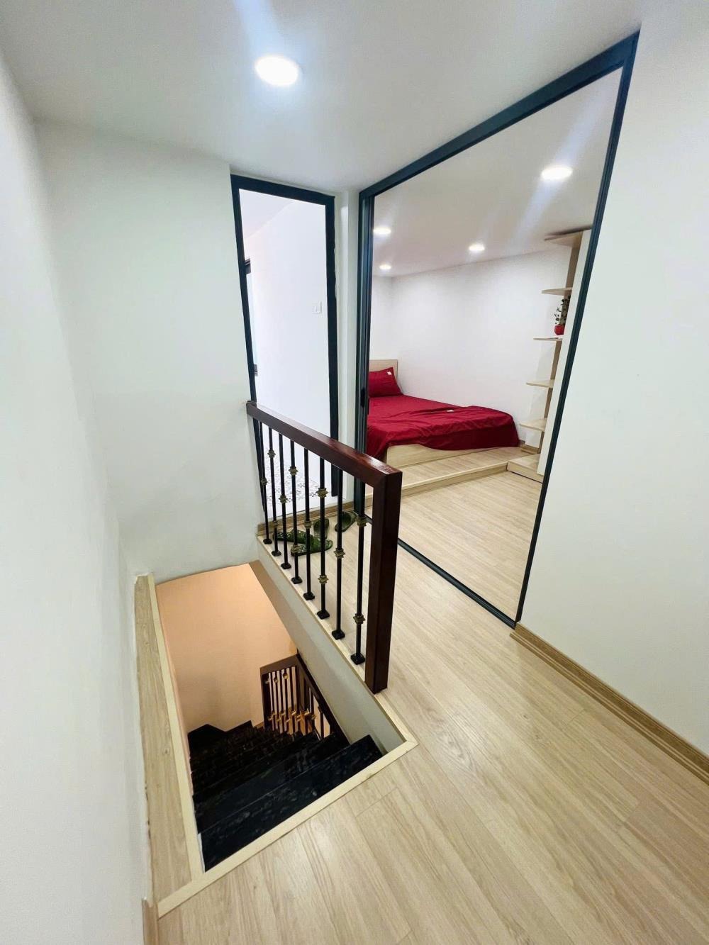 Nhà 5 Tầng, Ngõ Ba Gác, Minh Khai - 4.68 Tỷ - Gần Phố, Phong Thủy Tốt